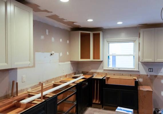 Top Questions to Ask Before Hiring a Kitchen Remodeling Contractor